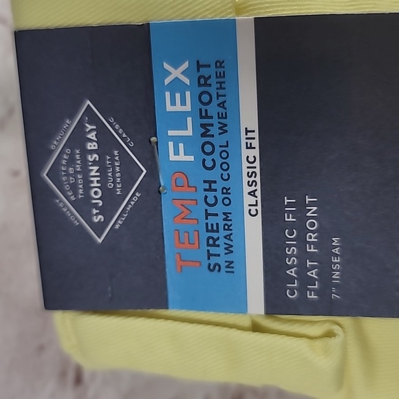 St John's bay tocan bird yellow flat front shorts size 34 nwt - Picture 8 of 8